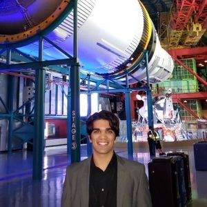 Meet your Posher, Antonio